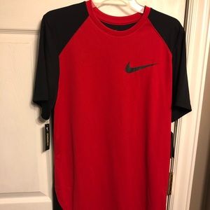 Nike T-shirt